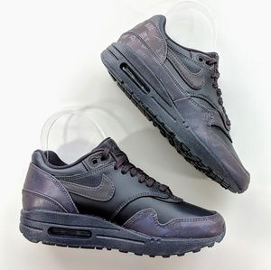 air max 1 lx oil grey